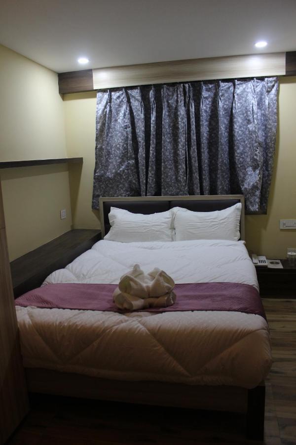 Hotel Oak Namchi Extérieur photo