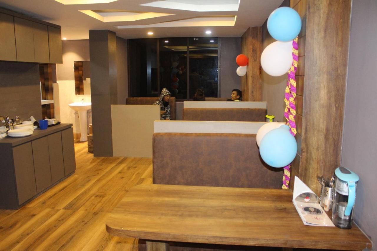 Hotel Oak Namchi Extérieur photo